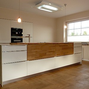 Schüllerküche mit Spezialanfertigung in Echtholz für einen Kunden aus Hiltrup in Münster